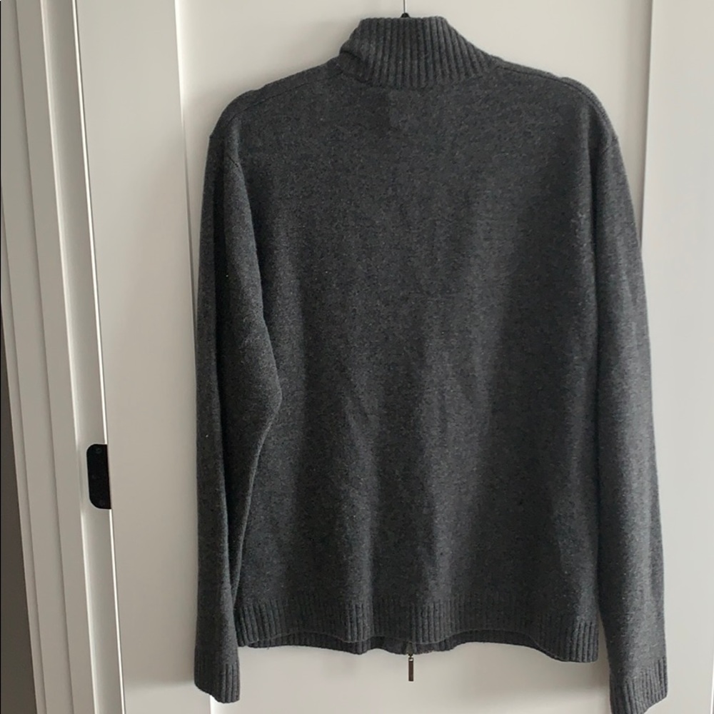 Sweater - Picture 4 of 4